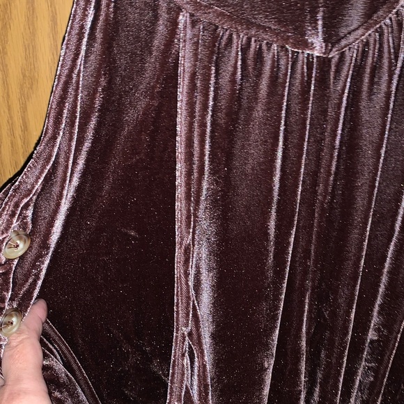 Easel crushed velvet brown romper size large - Picture 8 of 15